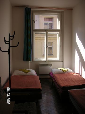 Hostel Bell Prague Luaran gambar